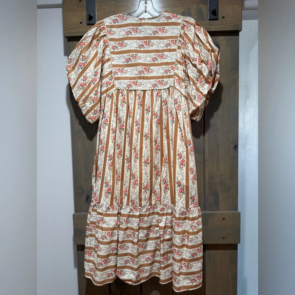 entro Cream and Pink Floral Stripe Midi Dress - Picture 6 of 7